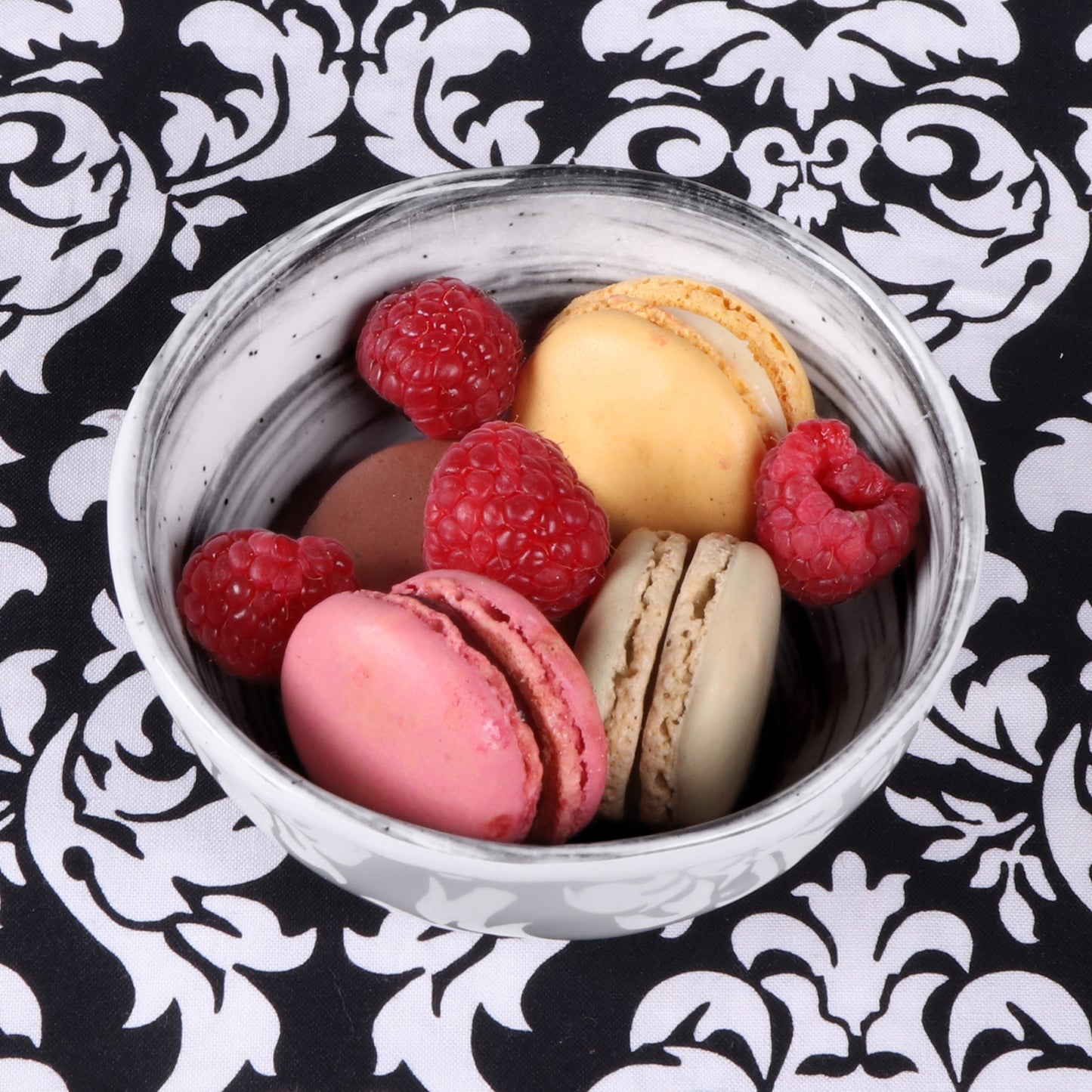 Melamine Round Bowl - Black Design