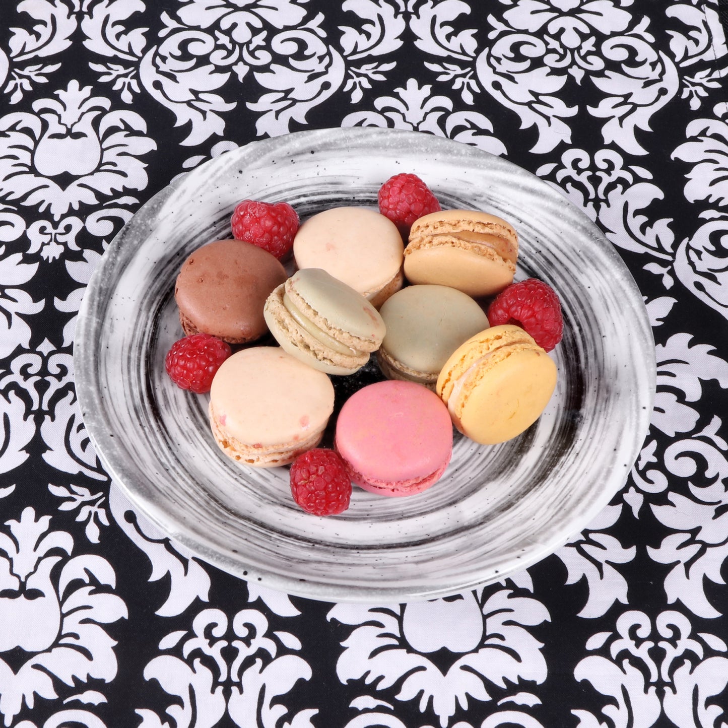 Melamine Round Plate - Black Design